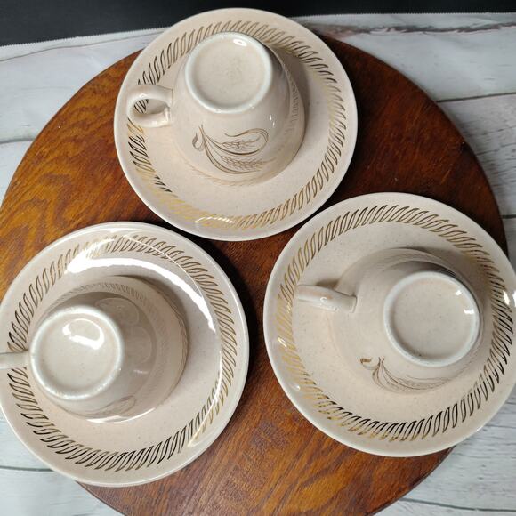 ROYAL CHINA 3 Sets of Gilded Wheat Tea Coffee Cups and Saucers 22 Kt. Gold Trim - Picture 8 of 10